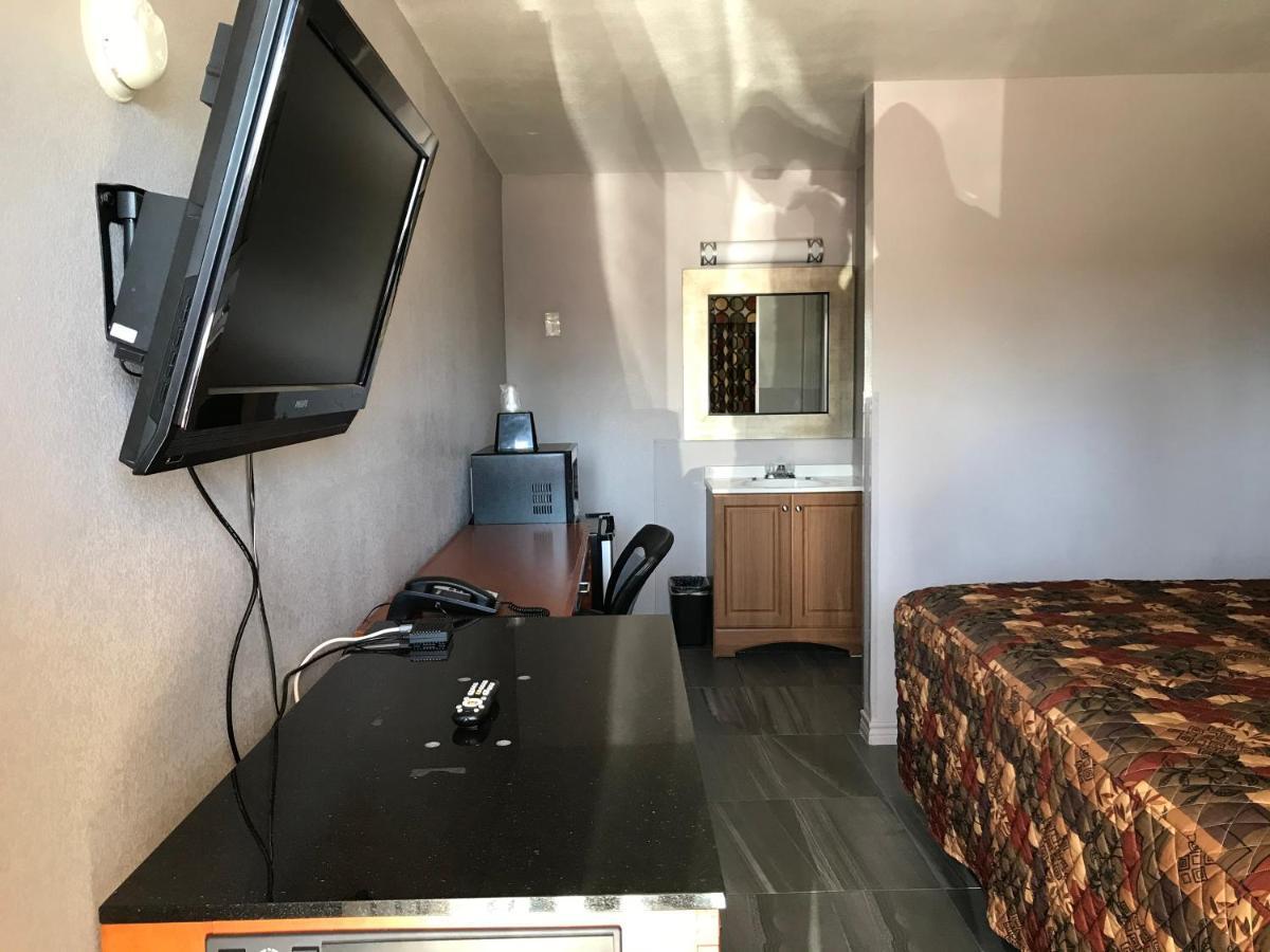 Budget Inn & Suites อามาริลโล ภายนอก รูปภาพ